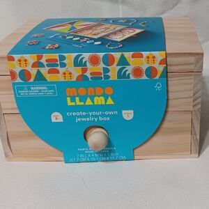 Mondo Llama create-your-own Jewelry Box